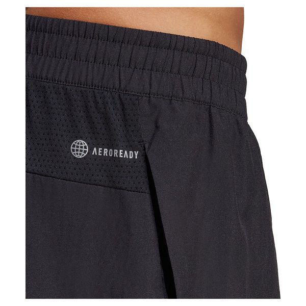 Black Men's Adidas Brand Love 5´´ Shorts Pants | 5208943-ZU