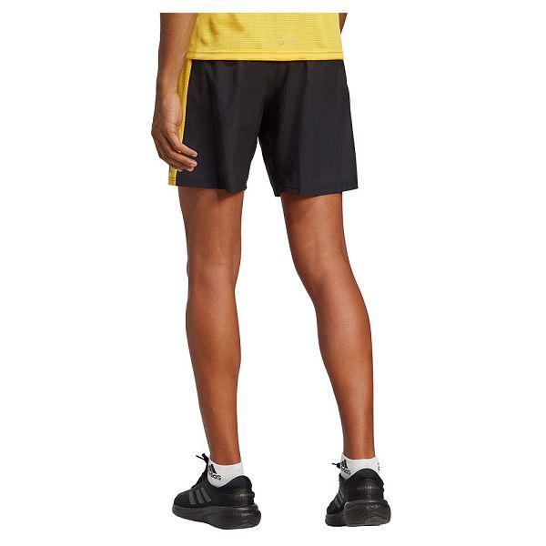 Black Men's Adidas OWN The Run 7´´ Shorts Pants | 3248697-KO