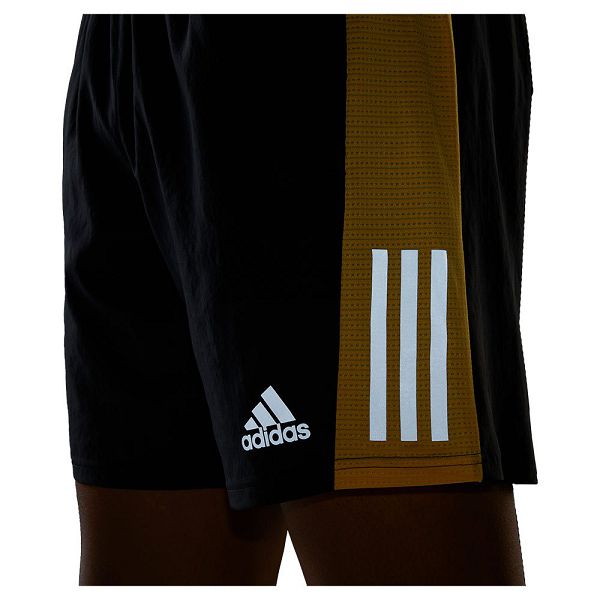 Black Men's Adidas OWN The Run 7´´ Shorts Pants | 3248697-KO