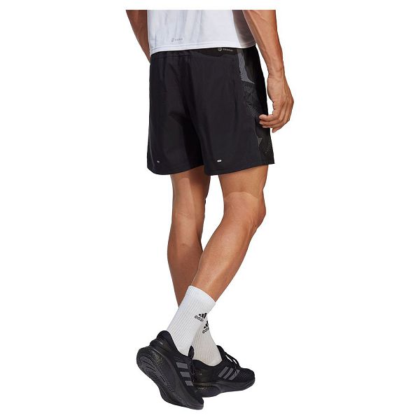 Black Men's Adidas Otr Seasonal 7´´ Shorts Pants | 1934652-ZG