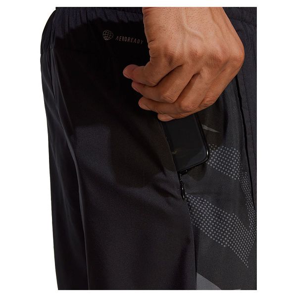 Black Men's Adidas Otr Seasonal 7´´ Shorts Pants | 1934652-ZG