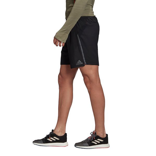 Black Men's Adidas Saturday 7´´ Short Pants | 9860152-OU