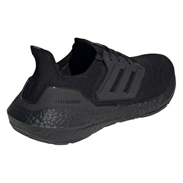 Black Men's Adidas Ultraboost 22 Running Shoes | 3069417-PC