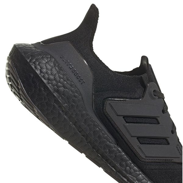 Black Men's Adidas Ultraboost 22 Running Shoes | 3069417-PC