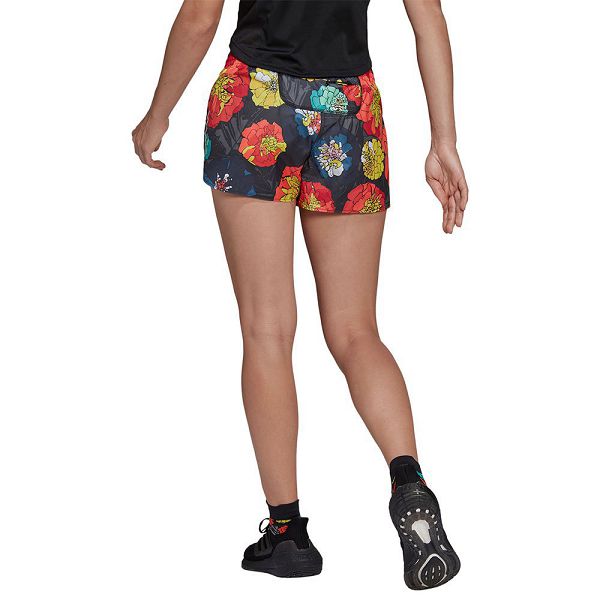 Black Women's Adidas Run Fast Flower 3´´ Shorts Pants | 8173594-GD