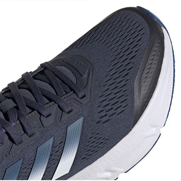 Blue Men's Adidas Questar Running Shoes | 6253078-BA